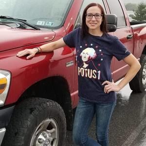 Meet your Posher, Sheena